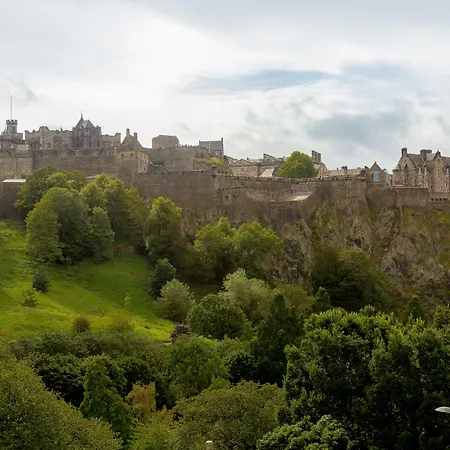 Апартаменты Destiny Scotland Hanover *