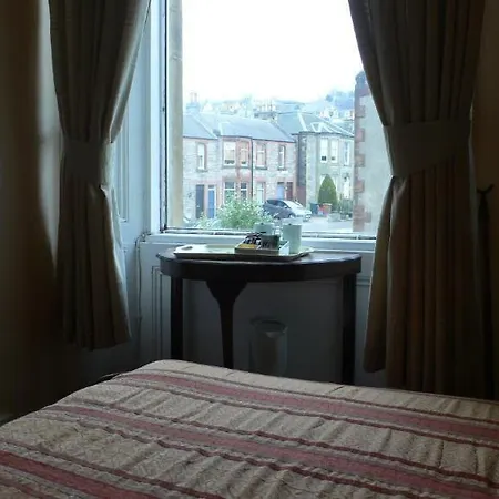 Drumorne Гостевой дом Эдинбург