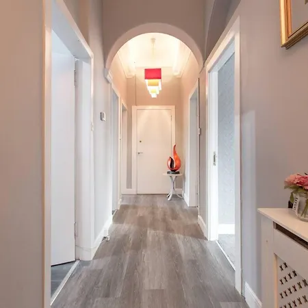 公寓 Stunning 2-bed In *