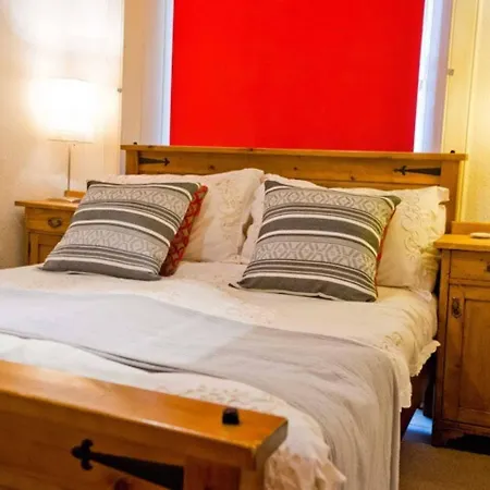 Thistle Street At Heart Of The Centre * אדינבורו