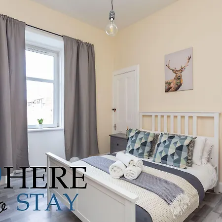 מלון Brunswick Road Lovely 2 Bed 3*