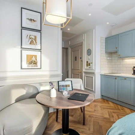 Lägenhetshotell Righ Residences - George Street Edinburg