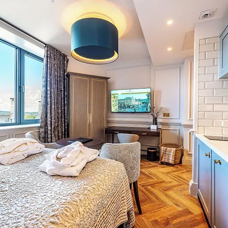 Righ Residences - George Street