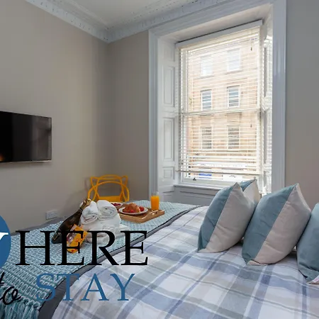Stylish 2bed Underneath Castle