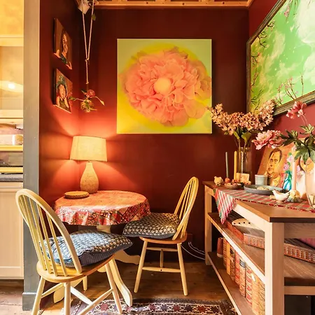 1 Bed - 10 Min Walk To Castle Kwatera prywatna Edynburg