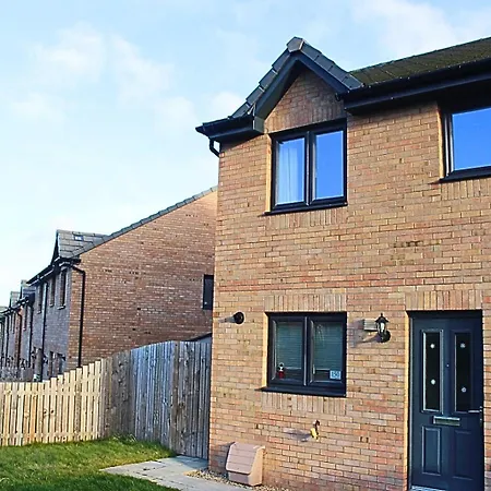 New Built 2022, 3 Bedroom Townhouse *