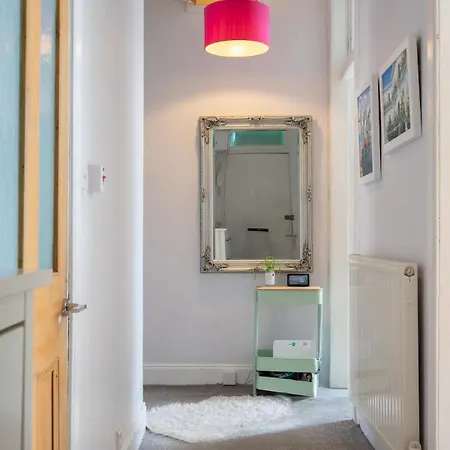 Charming Georgian - Steps To Tram & Centre Apartman Edinburgh