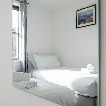דירה Lauriston 1 Bedroom -