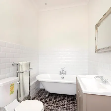 Daire Chic And Stylish 2-bedroom Near Centre Edinburgh