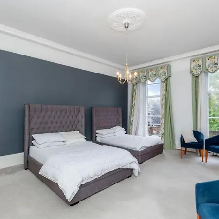 West Coates Mansion Hotell 4*