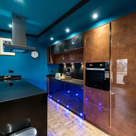 Luxury Flat With Ensuite * Edinburgh