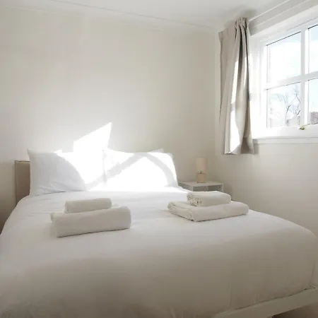 Fettes - Homely 2bd In Quiet Development Apartamento *