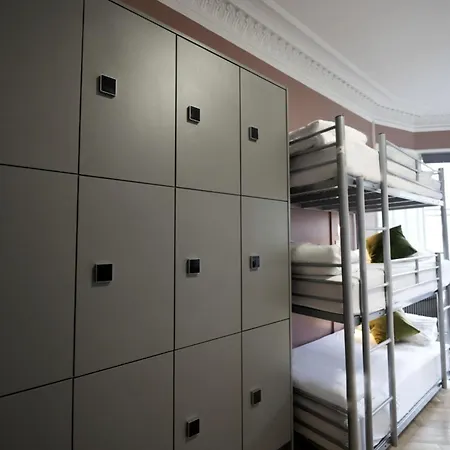 Revolver * Edinburgh