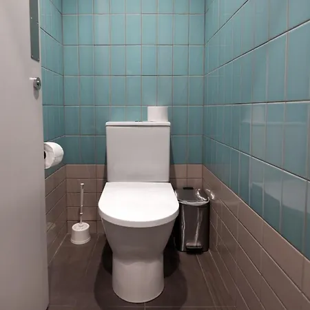 Revolver * Edinburgh