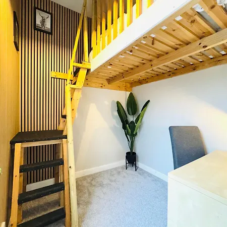 Centre Escape With Private Garden Апартаменты Эдинбург