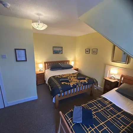 The City- Braveheart House * 에든버러