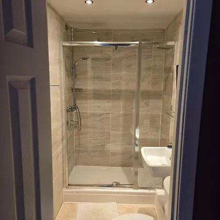 Πανσιόν Ivy House