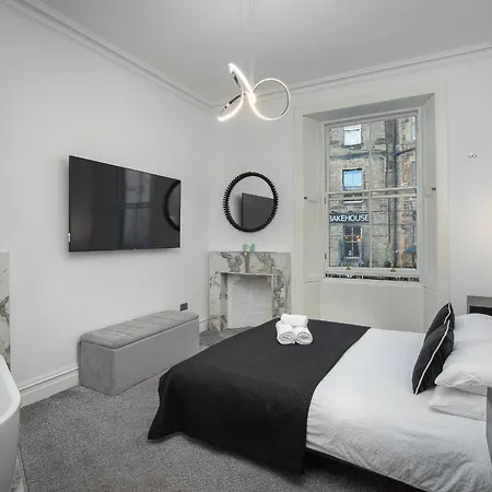 Deluxe 2br By The Castle Edimburgo