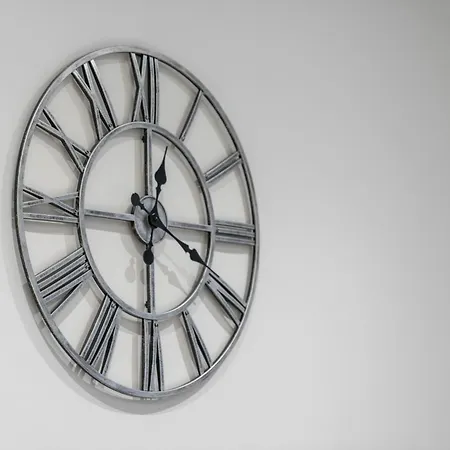 Upper Grove 2 Bedroom - Apartment