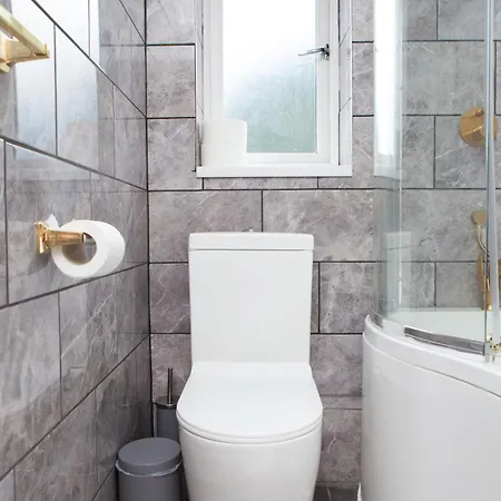 アパート Luxurious Townhouse With Hot Tub