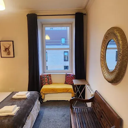 Stylish - Near Haymarket, Walk To Castle And Princes Street Διαμέρισμα