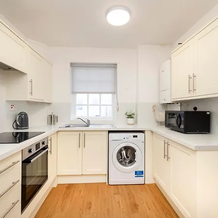 2-bedroom Old Town On Royal Mile אדינבורו