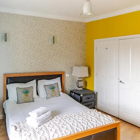 Royal Mile By Joivy Эдинбург