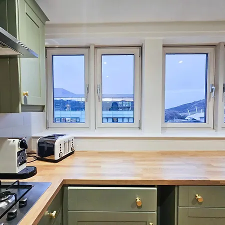 2-bedroom With Free Parking And Stunning Views