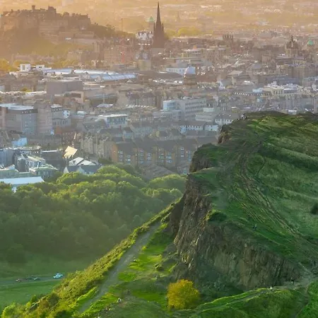 Apartament Leith *