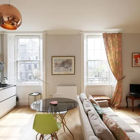 Bernard St - Bright And Spacious 1 Bed At The Shore! Apartmán Edinburgh