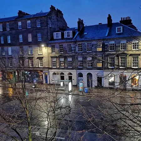 Bernard St - Bright And Spacious 1 Bed At The Shore! Apartmán