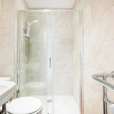 West Bow - Magical Harry Potter-inspired Flat Near Castle דירה אדינבורו