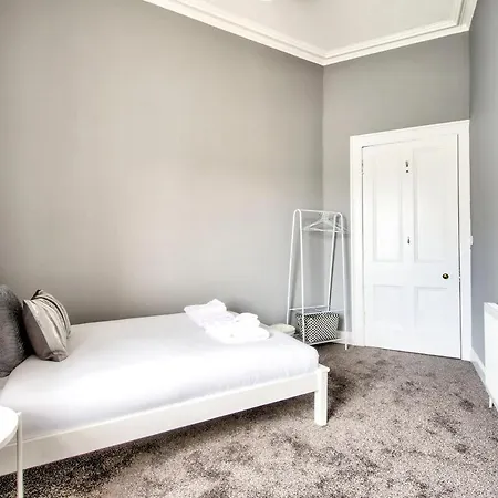 Lothian Road - Perfect Centre Location. إدنبرة