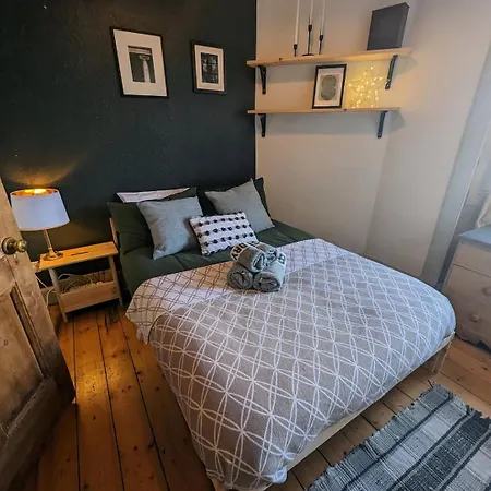 Cosy 1 Bedroom Flat Close To Centre * Edimburgo