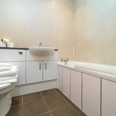 Feriehus Family Friendly 3br Townhouse With 6 Beds And Parking *