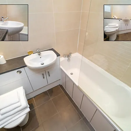Family Friendly 3br Townhouse With 6 Beds And Parking Feriehus *