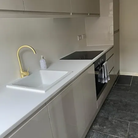 Appartement Modern Two Bedroom *