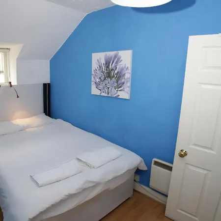 2 Bedroom In Newtown * אדינבורו