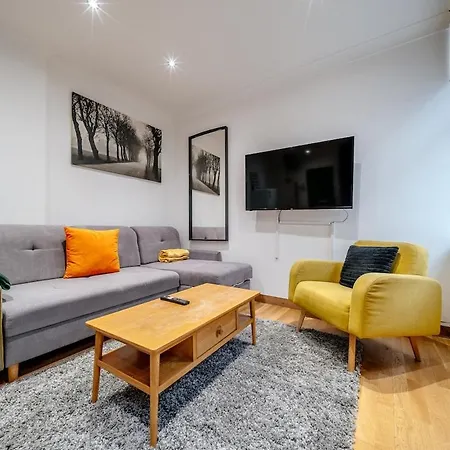 Διαμέρισμα Milton's Place Sleeps 5, 10 Minutes Walk To Royal Mile Εδιμβούργο