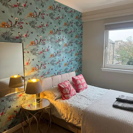 Modern Two Bedroom Appartement