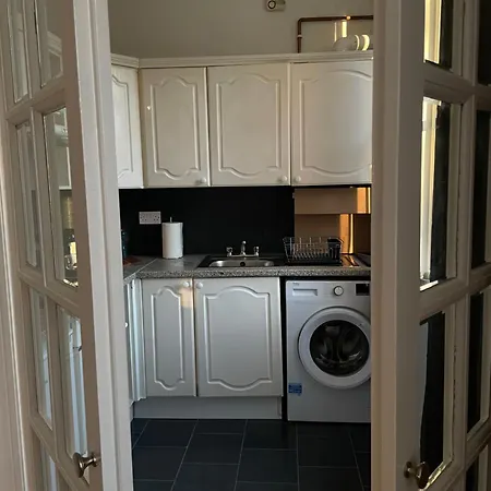 Cozy Flat On The Water Of Leith Daire *