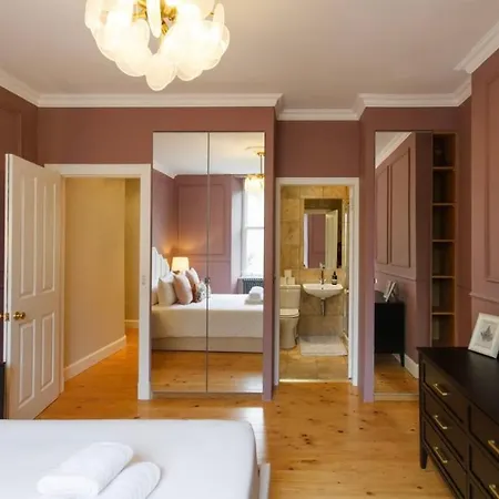 Apartmán Cosy Stylish Flat - Pass The Keys