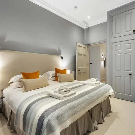 Goldsmiths Georgian Edinburgh