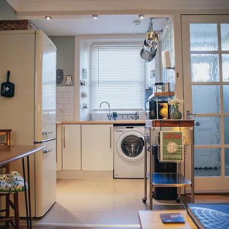 アパート Snug 1 Bed In Edinburgh's Juniper *
