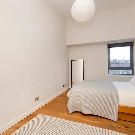 아파트 Stylish 2-bedroom In Leith