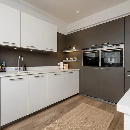 Elegant 2-bedroom In New Town Near Princes Street 公寓 *