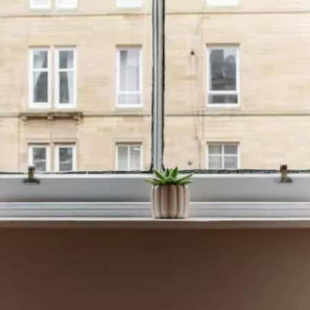 Cosy Stylish Flat - Pass The Keys * Edinburgh