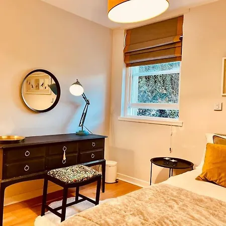 Castle View Retreat 아파트 *