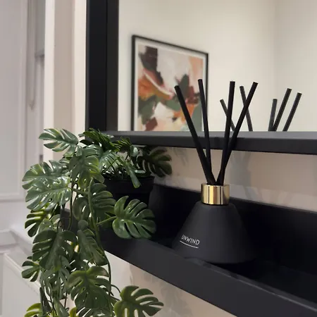 Cosy Modern On Leith Walk אדינבורו