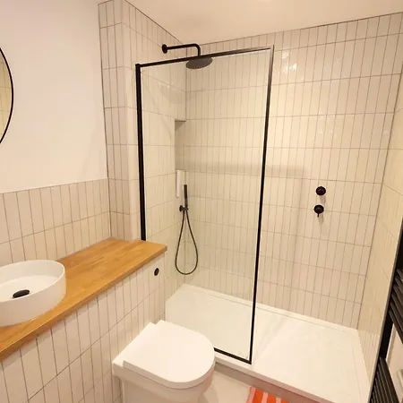 Stylish 2-bedroom In Leith 아파트 *